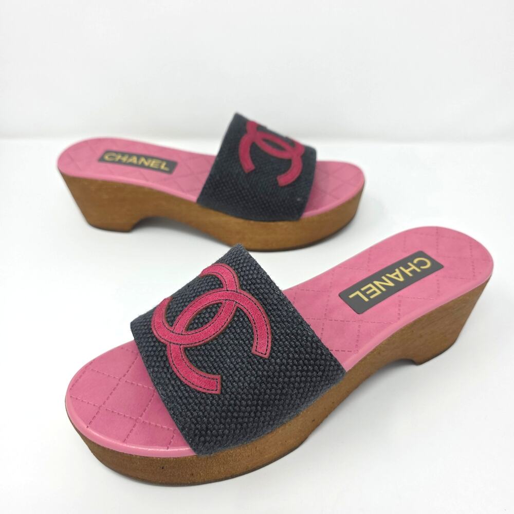 Chanel CC Logo Platform Slides Mules Pink Navy Blue Canvas Sandals IT 39 US 8.5